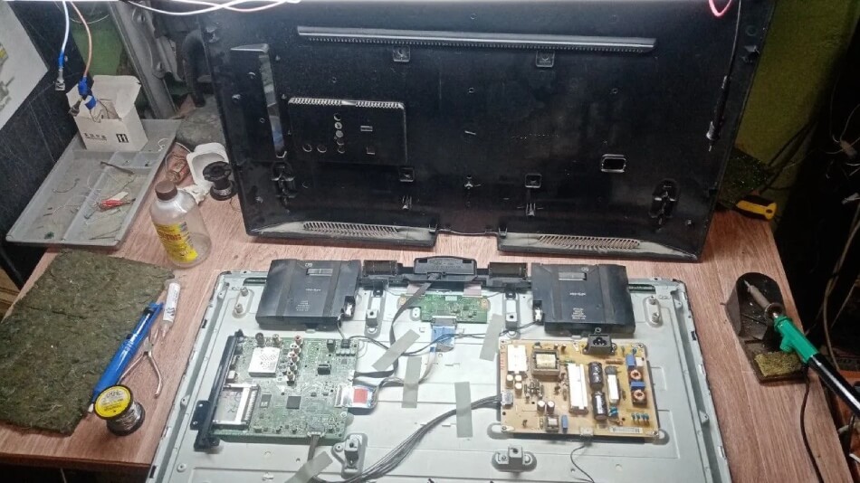Ремонт техники TCL